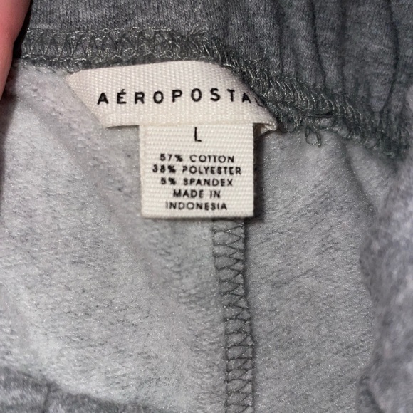 NWT - Aeropostale Gray High Rise Slouchy Sweatpants - Size: L - Picture 5 of 5